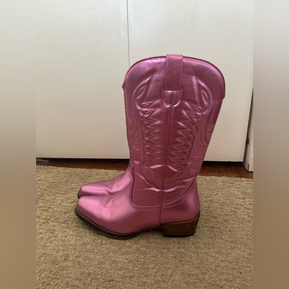 Pink Cowboy Boots - Picture 5 of 6